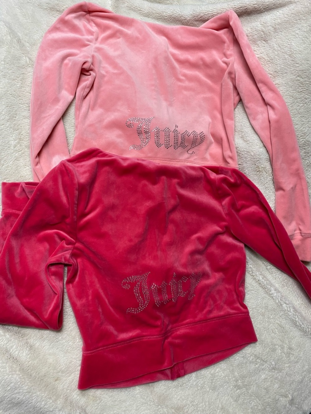 BUNDLE Juicy Couture Velvet Hoodies in Navy and Light/Dark Pink + 2 FREE PANTS - Picture 2 of 5